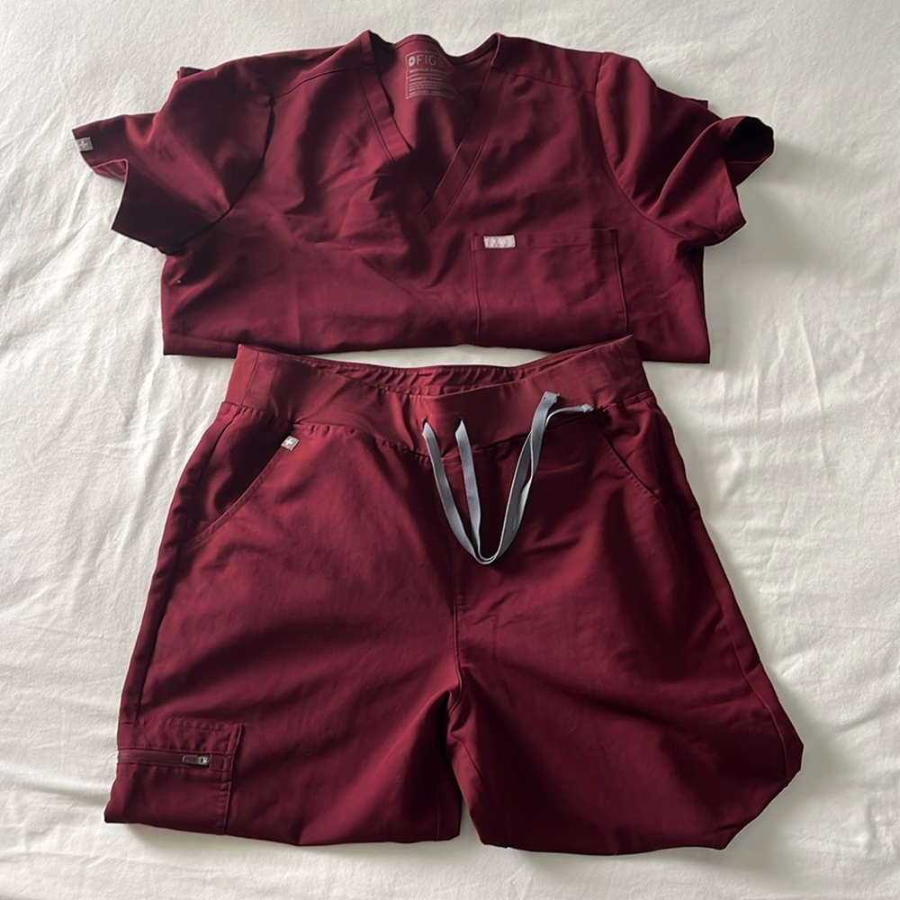 Figs scrub set